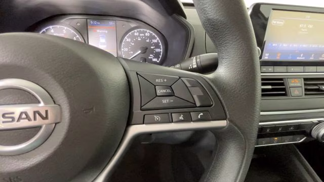 2021 Brilliant Silver Metallic Nissan Altima 2.5 S FWD Sedan