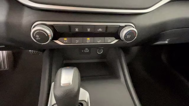 2021 Brilliant Silver Metallic Nissan Altima 2.5 S FWD Sedan