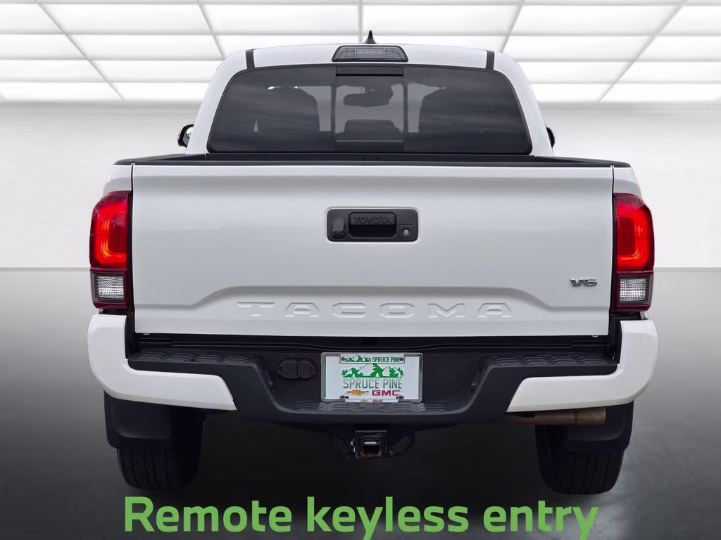 2019 Super White Toyota Tacoma TRD Sport 4X4 Truck