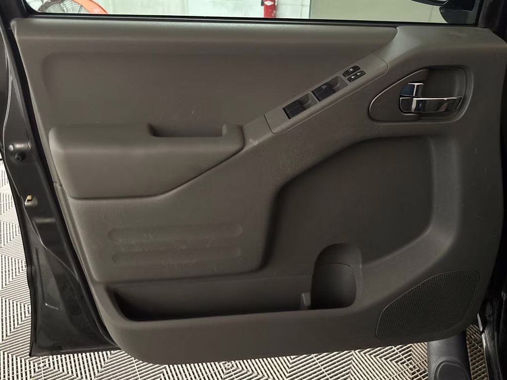 2021 Magnetic Black Pearl Nissan Frontier SV RWD Truck