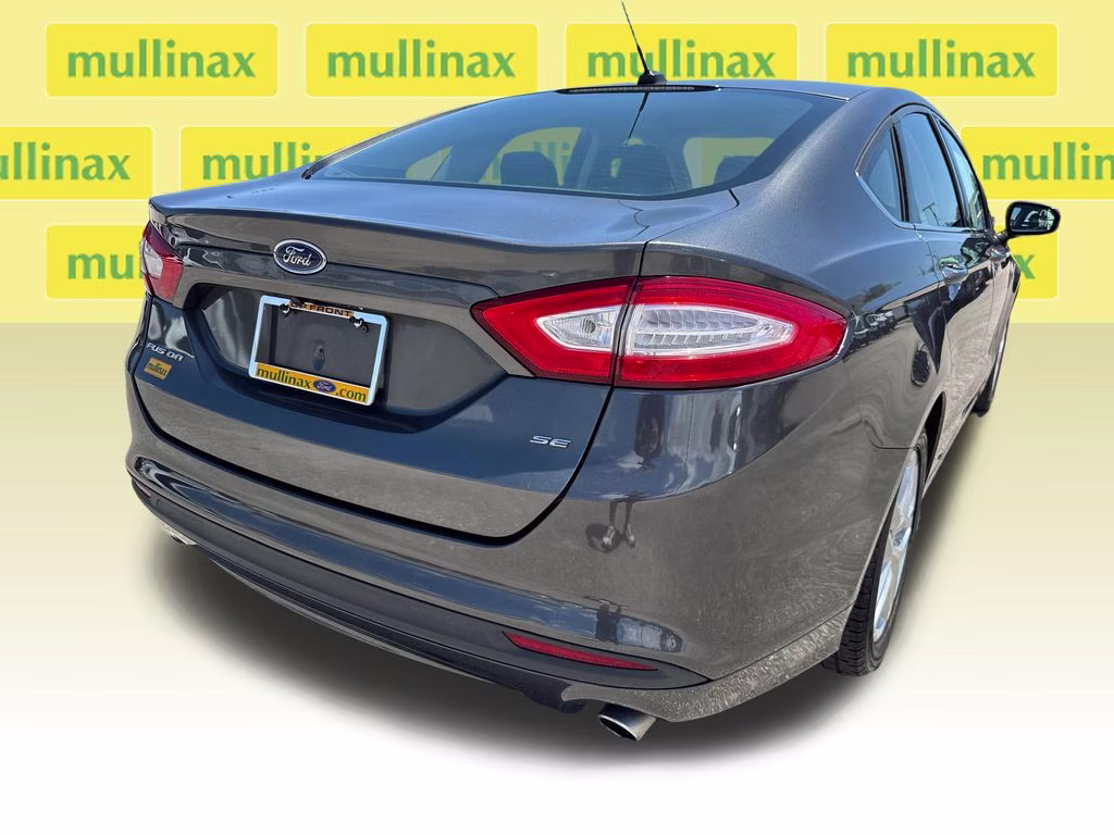 2015 Magnetic Ford Fusion SE FWD Sedan