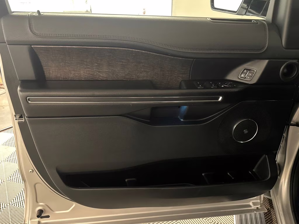 2019 Ingot Silver Metallic Ford Expedition Limited 4X4 SUV