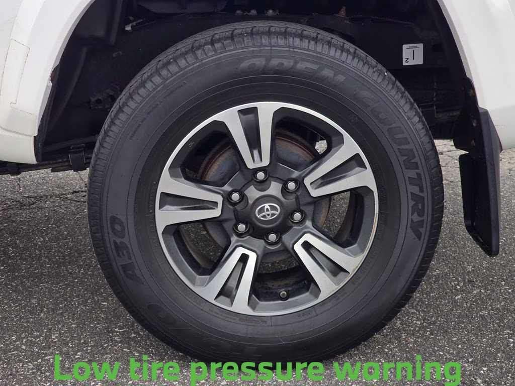 2019 Super White Toyota Tacoma TRD Sport 4X4 Truck