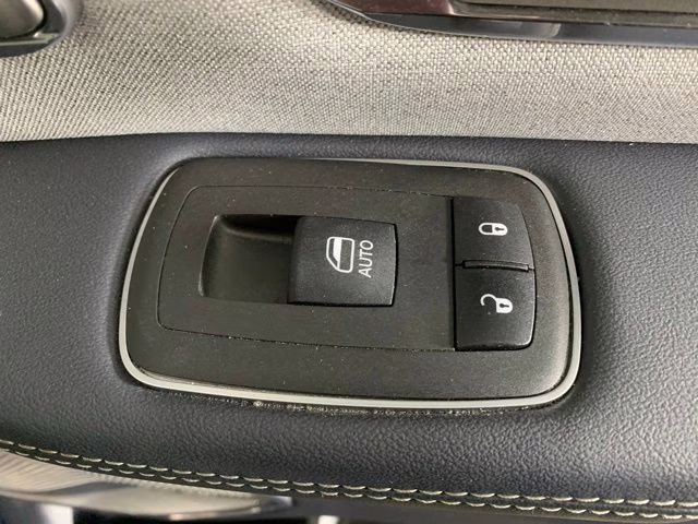 2024 Patriot Blue Pearlcoat Ram 1500 Limited 4X4 Truck