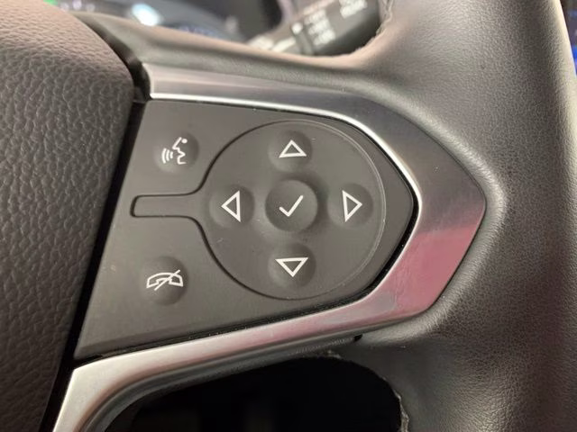 2023 Sterling Gray Metallic Chevrolet Traverse LT AWD SUV