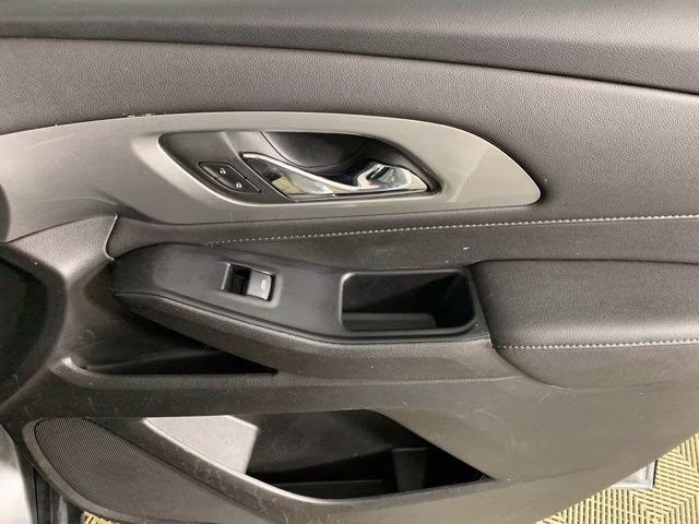 2023 Sterling Gray Metallic Chevrolet Traverse LT AWD SUV