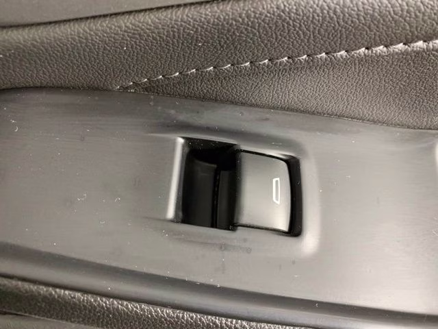 2023 Sterling Gray Metallic Chevrolet Traverse LT AWD SUV