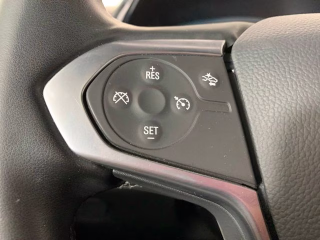 2023 Sterling Gray Metallic Chevrolet Traverse LT AWD SUV