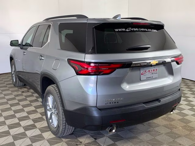 2023 Sterling Gray Metallic Chevrolet Traverse LT AWD SUV