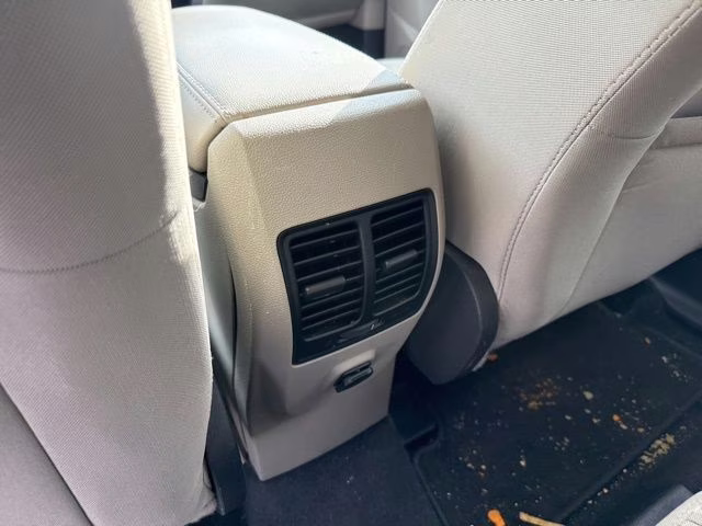 2019 Orange Metallic Ford Escape SE 4X4 SUV
