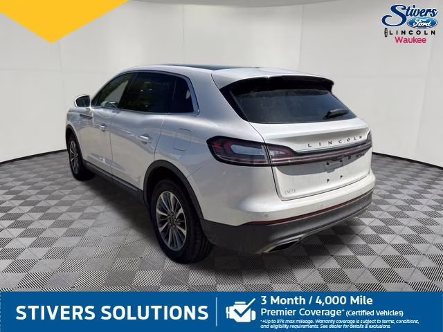 2019 White Platinum Clearcoat Metallic Lincoln Nautilus Select AWD SUV