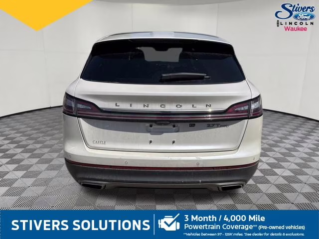 2019 White Platinum Clearcoat Metallic Lincoln Nautilus Select AWD SUV