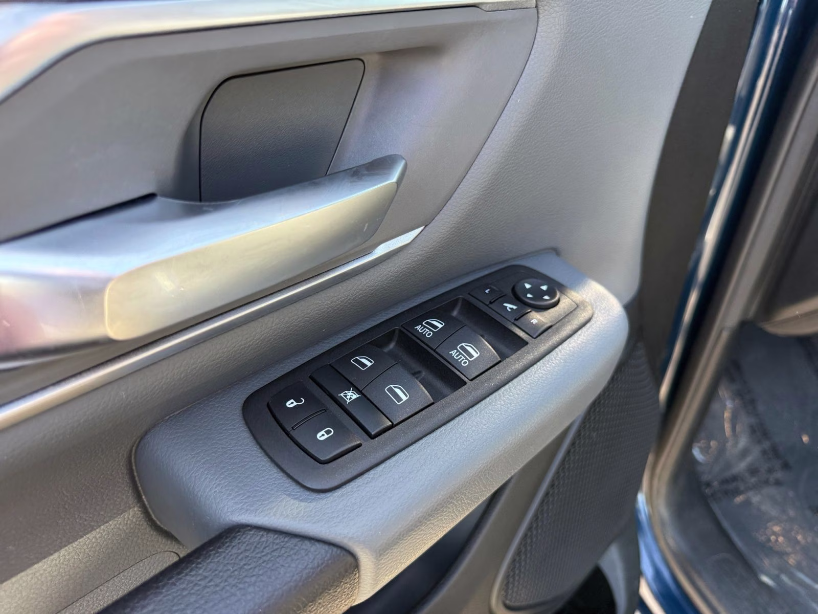 2023 Patriot Blue Pearlcoat Ram 1500 Big Horn/Lone Star 4X4 Truck