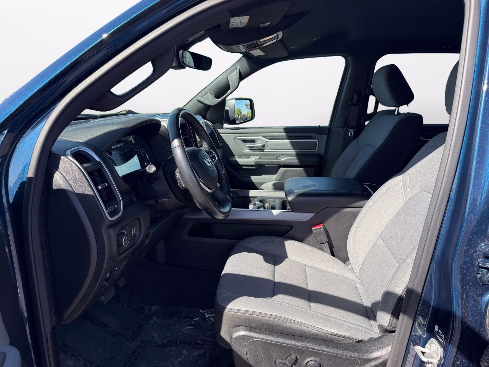 2023 Patriot Blue Pearlcoat Ram 1500 Big Horn/Lone Star 4X4 Truck