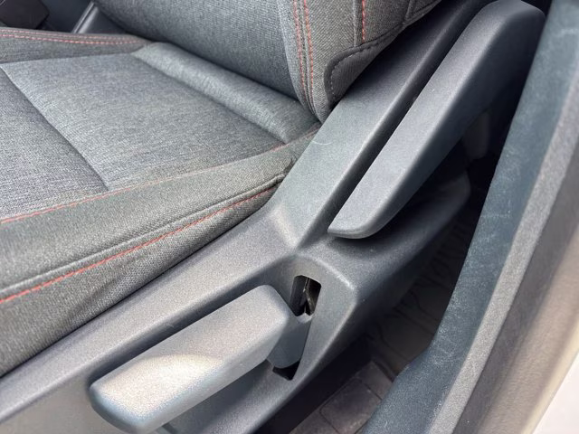 2023 Oxford White Ford Maverick XLT FWD Truck