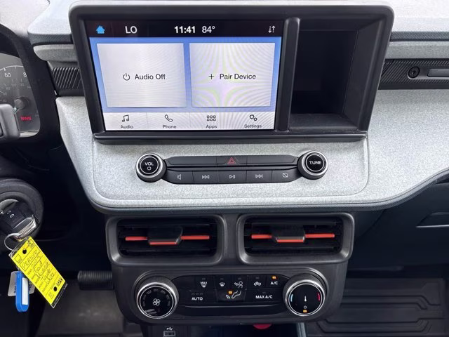 2023 Oxford White Ford Maverick XLT FWD Truck