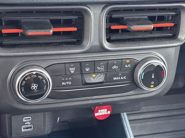 2023 Oxford White Ford Maverick XLT FWD Truck