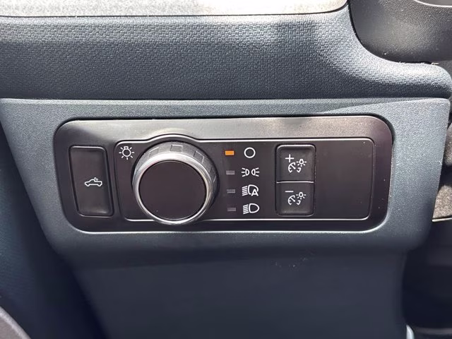 2023 Oxford White Ford Maverick XLT FWD Truck