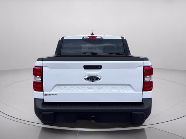 2023 Oxford White Ford Maverick XLT FWD Truck