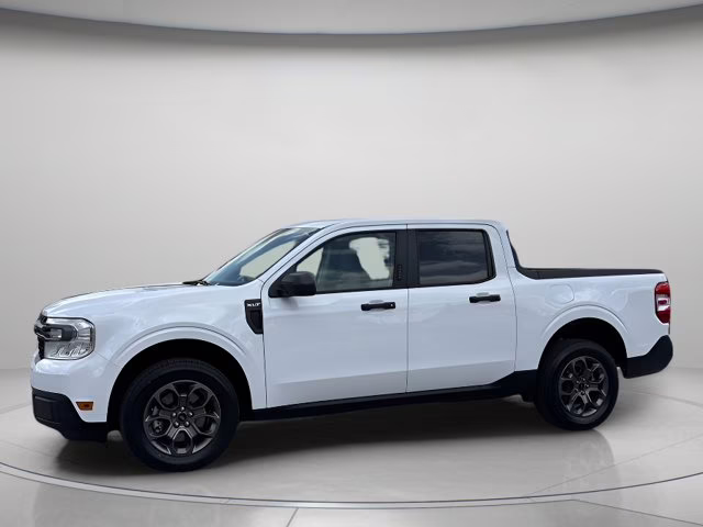 2023 White Ford Maverick XLT FWD Truck