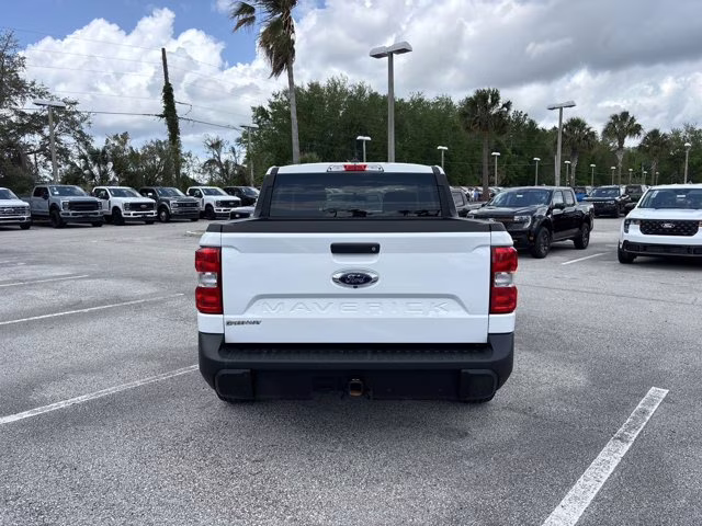 2023 White Ford Maverick XLT FWD Truck