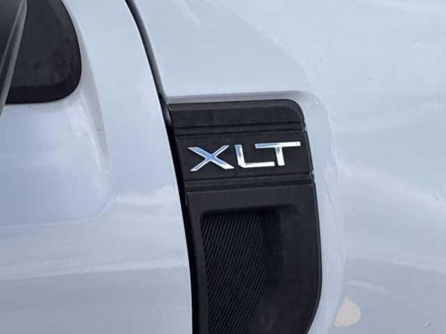 2023 White Ford Maverick XLT FWD Truck