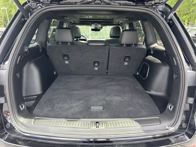 2025 Diamond Black Crystal Pearlcoat Jeep Grand Cherokee Limited 4X4 SUV