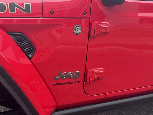2024 Firecracker Red Clearcoat Jeep Wrangler Rubicon 392 4X4 Convertible