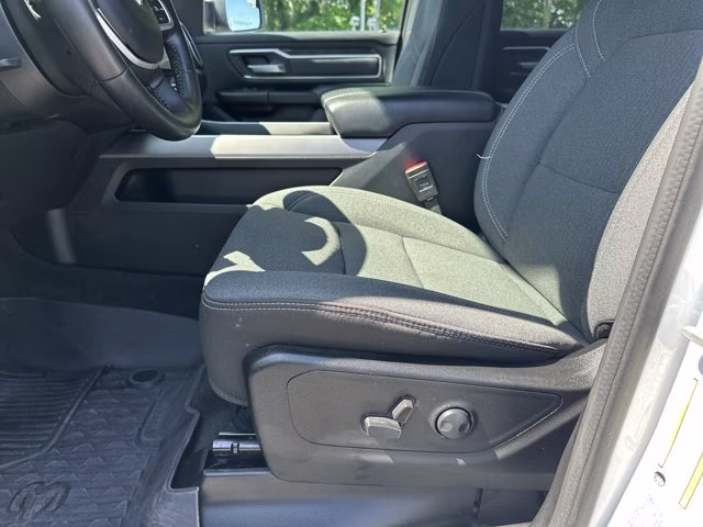 2023 Bright White Clearcoat Ram 1500 Big Horn 4X4 Truck