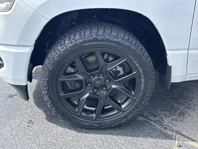 2021 Bright White Clearcoat Ram 1500 Big Horn 4X4 Truck