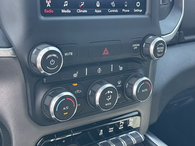 2021 Bright White Clearcoat Ram 1500 Big Horn 4X4 Truck