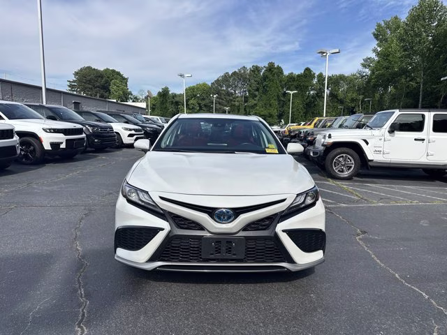 2024 Pearl Toyota Camry Hybrid XSE FWD Sedan