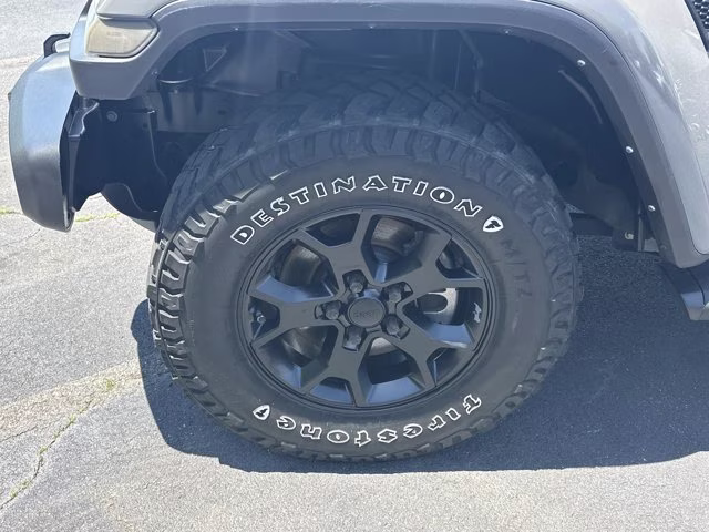 2023 Sting-Gray Clearcoat Jeep Wrangler Sahara 4X4 Convertible