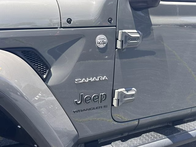 2023 Sting-Gray Clearcoat Jeep Wrangler Sahara 4X4 Convertible