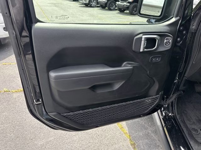 2023 Black Clearcoat Jeep Wrangler 4xe Rubicon 4X4 Convertible