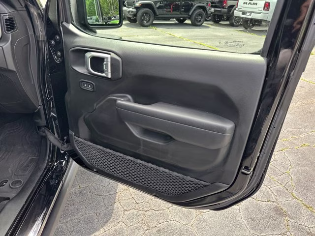 2023 Black Clearcoat Jeep Wrangler 4xe Rubicon 4X4 Convertible