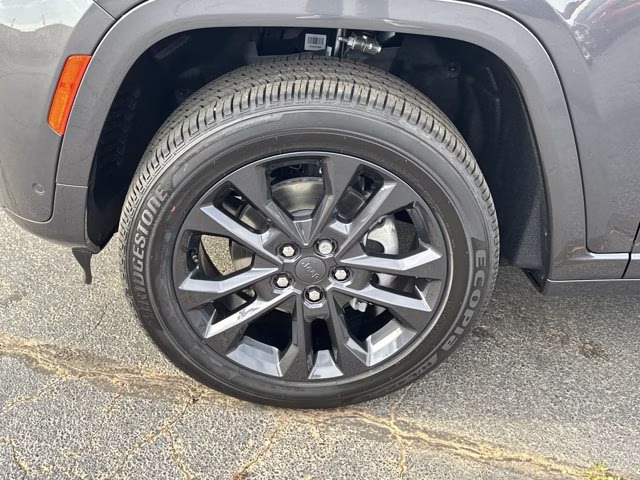 2026 Baltic Gray Metallic Clearcoat Jeep Grand Cherokee Limited Reserve 4X4 SUV