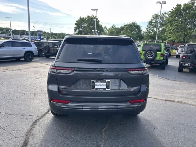 2026 Baltic Gray Metallic Clearcoat Jeep Grand Cherokee Limited Reserve 4X4 SUV