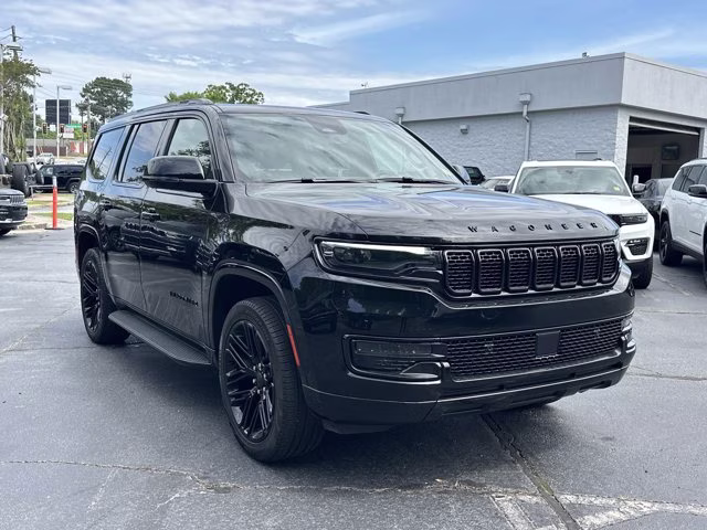 2025 Diamond Black Crystal Pearlcoat Jeep Wagoneer Series II Carbide RWD SUV