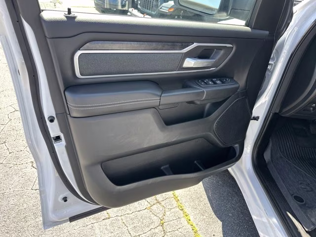 2023 Bright White Clearcoat Ram 1500 Big Horn 4X4 Truck