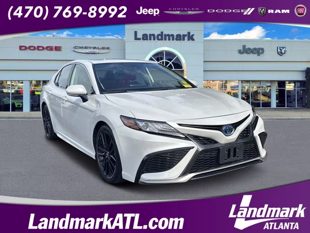2024 Pearl Toyota Camry Hybrid XSE FWD Sedan