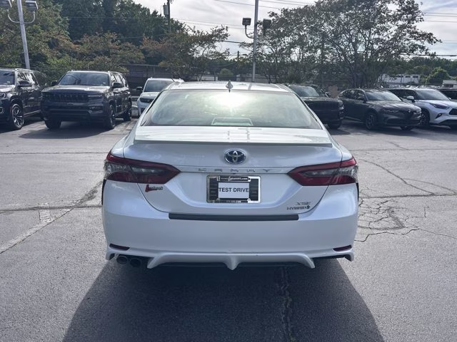 2024 Pearl Toyota Camry Hybrid XSE FWD Sedan