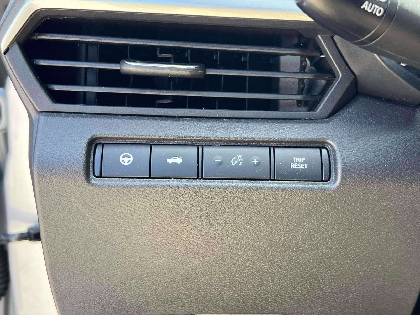 2024 Silver Nissan Altima 2.5 SV AWD Sedan AWD Sedan