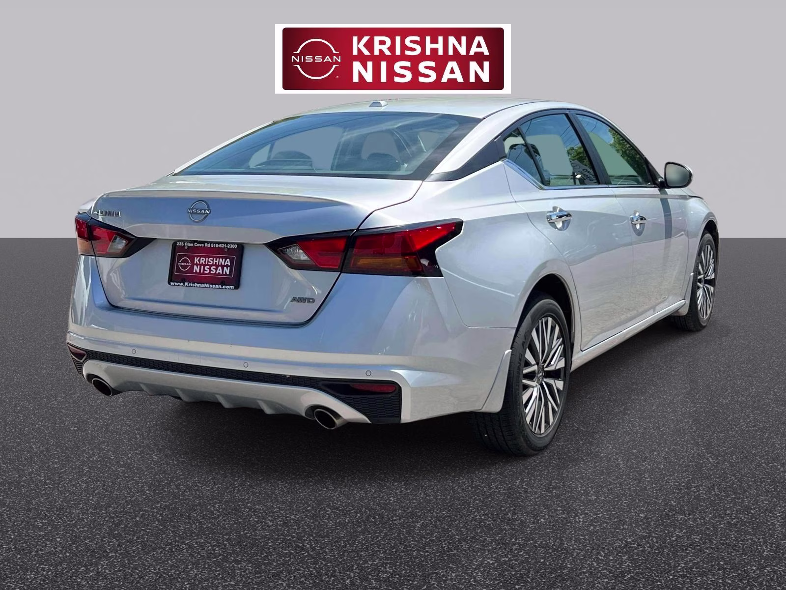 2024 Silver Nissan Altima 2.5 SV AWD Sedan AWD Sedan
