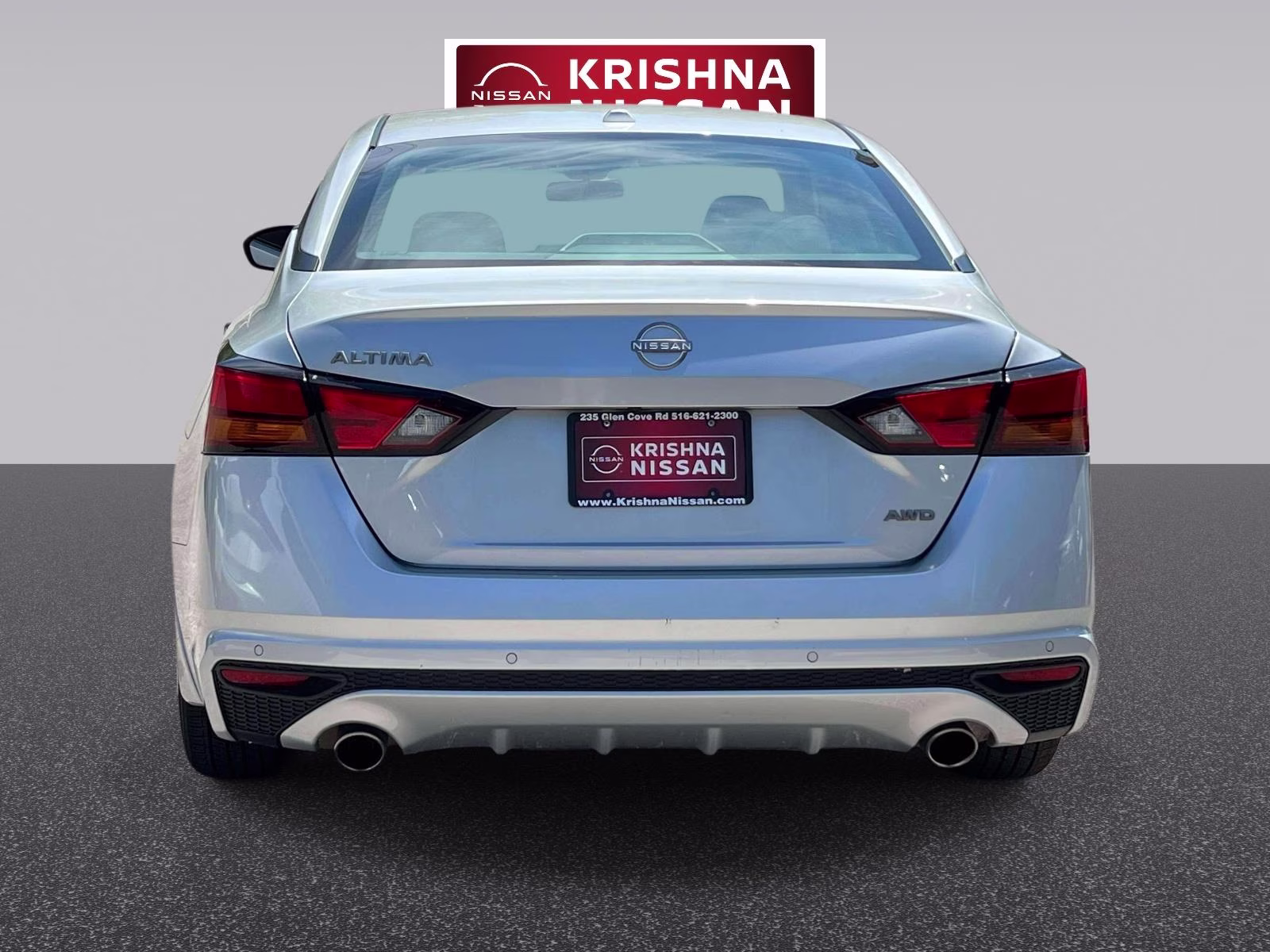 2024 Silver Nissan Altima 2.5 SV AWD Sedan AWD Sedan