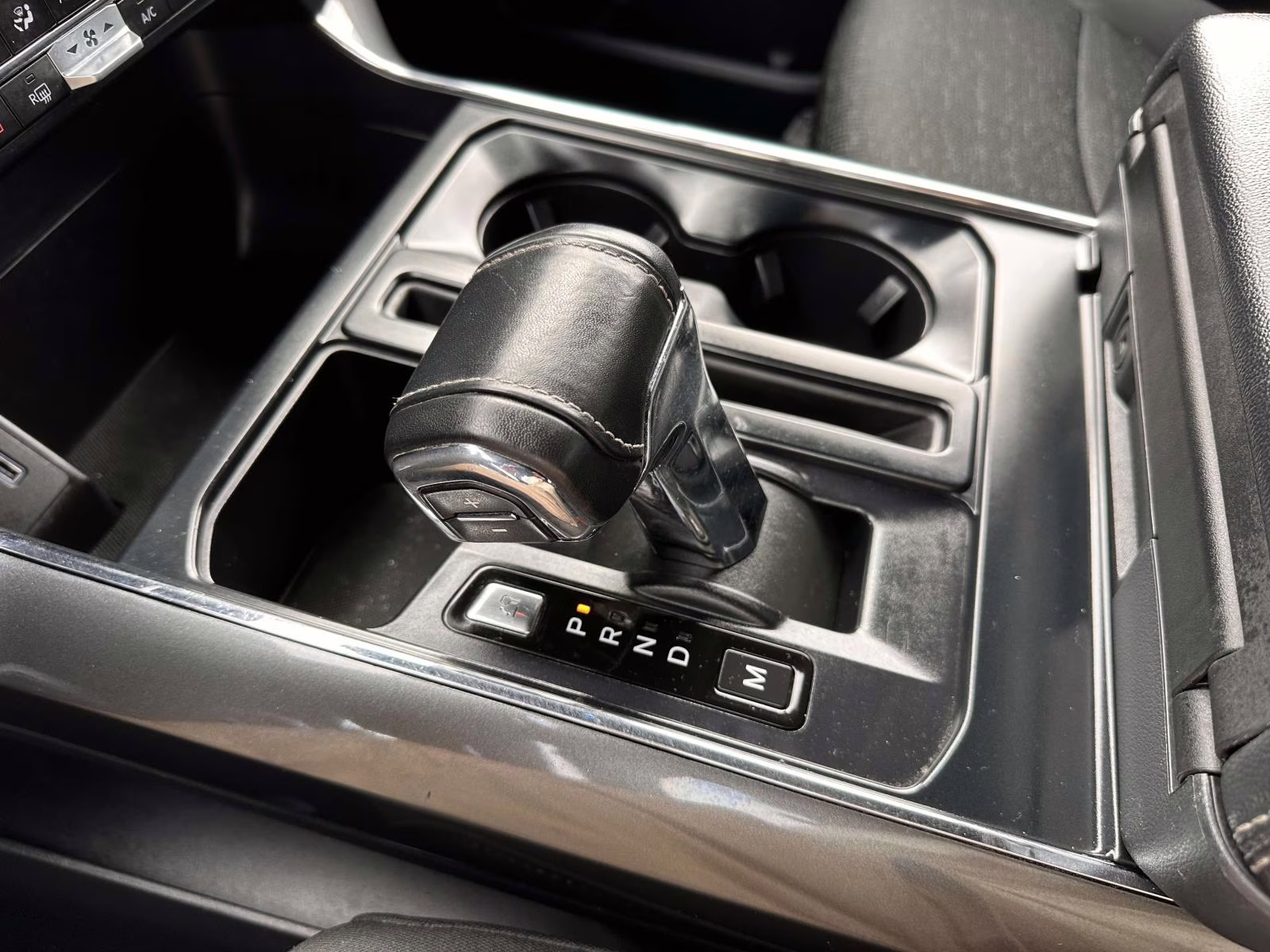 2023 Agate Black Metallic Ford F-150 XLT 4WD SuperCrew 5.5' Box 4X4 Truck