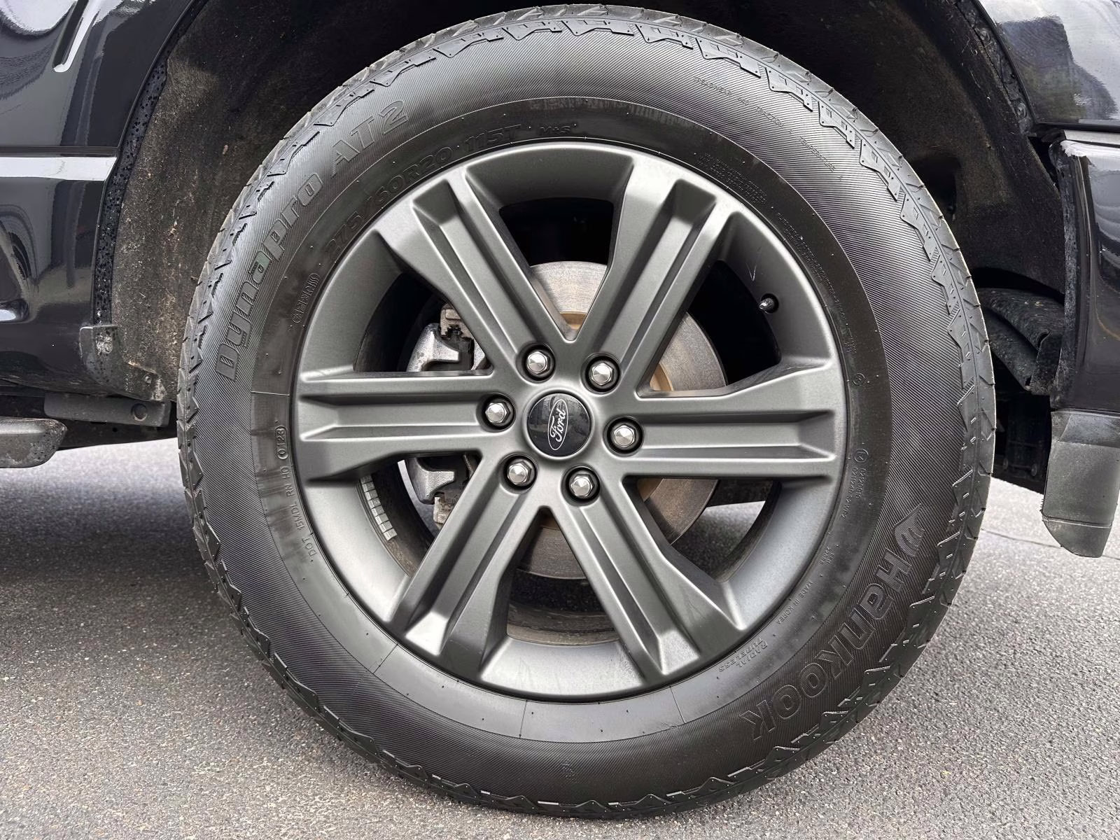 2023 Agate Black Metallic Ford F-150 XLT 4WD SuperCrew 5.5' Box 4X4 Truck