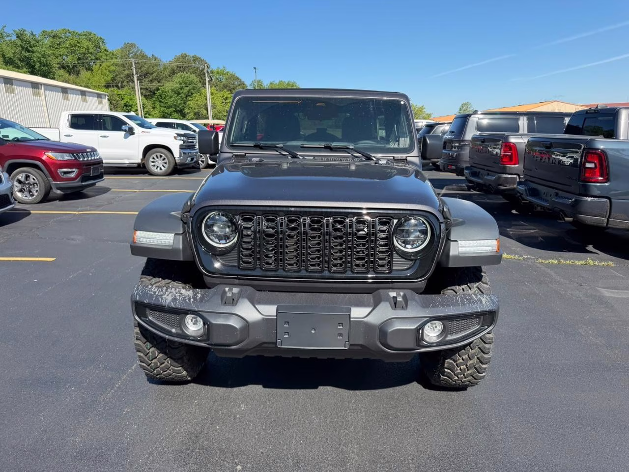 2026 Granite Crystal Metallic Clearcoat Jeep Wrangler Willys 4X4 SUV