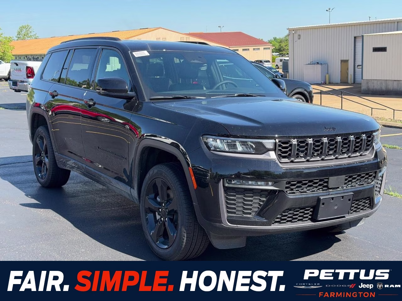 2026 Diamond Black Crystal Pearlcoat Jeep Grand Cherokee L Limited 4X4 SUV