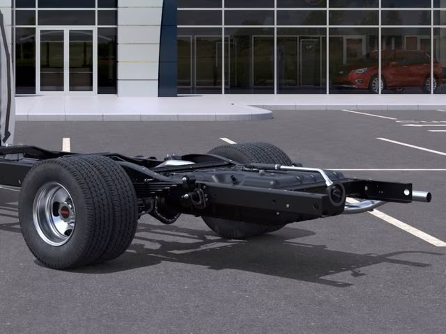 2026 Summit White GMC Savana Cutaway 4500 2WT RWD Long Wheelbase